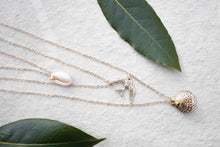 Load image into Gallery viewer, Pearl  layered necklace