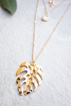 Load image into Gallery viewer, Palm Necklace